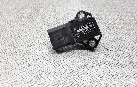 Volkswagen Eos Air pressure sensor 0261230073