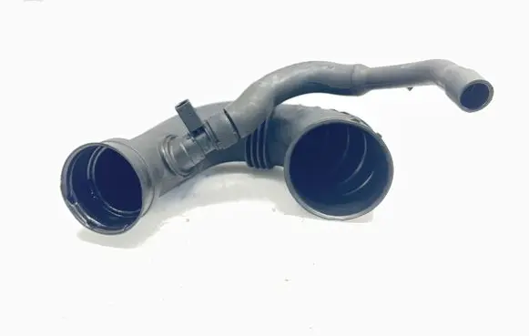 Mercedes-Benz E W211 Turbo air intake inlet pipe/hose A6480940197