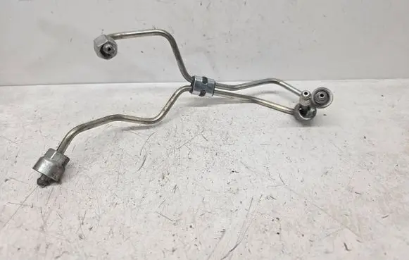 Volvo V60 Fuel injector supply line/pipe 31336626