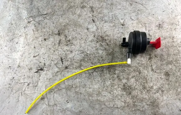 Mercedes-Benz A W168 Central locking vacuum pump 400181a