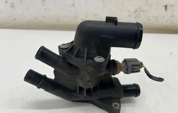 Ford Ecosport Thermostat/thermostat housing CM5G9K478GA