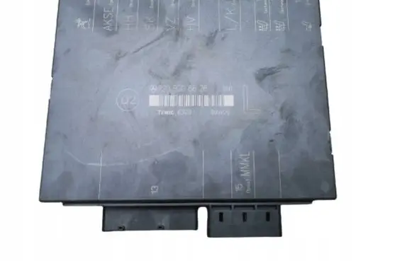 Mercedes-Benz S W220 Seat control module 2208206826