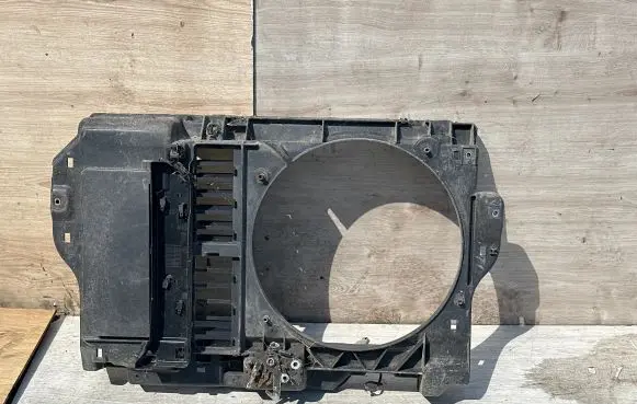 Citroen C5 Radiator support slam panel P9646474680
