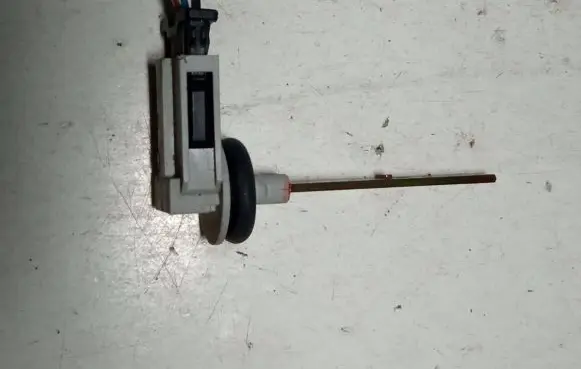 Volkswagen Touran I Interior temperature sensor 4B0820539 784302 2001040012