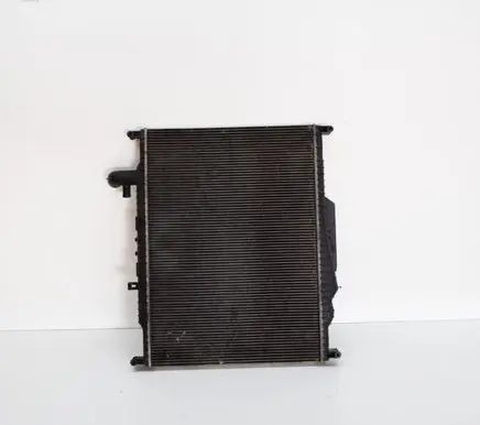 Coolant radiator