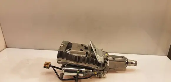 Steering wheel axle set