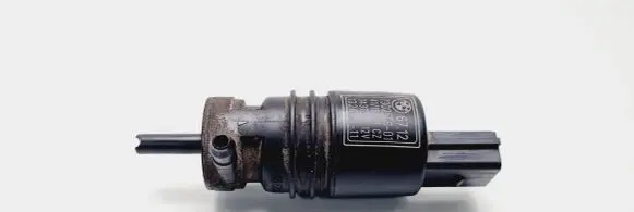 BMW 5 E60 E61 Windscreen/windshield washer pump 67127302589