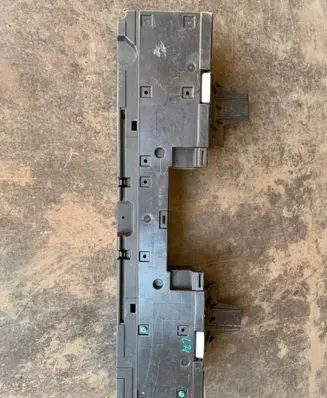 Trunk/boot lower side trim panel