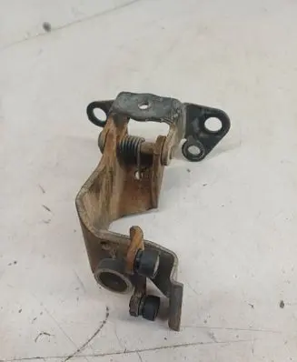 Mazda 5 Sliding door middle roller runner 