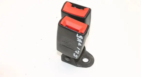 Audi TT TTS Mk2 Middle seatbelt buckle (rear) 8J8857739