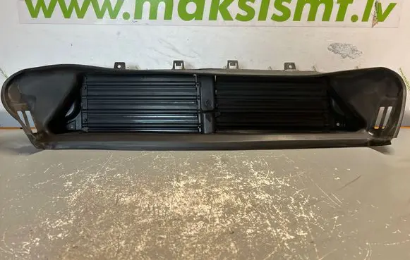Volvo V40 Intercooler air channel guide 31455707