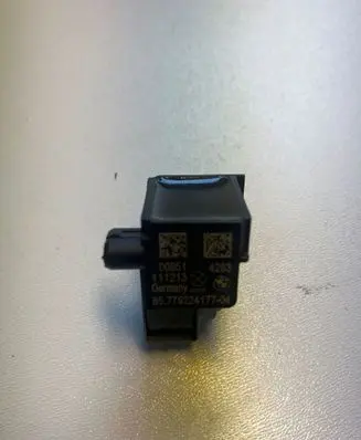 BMW X5 F15 Airbag deployment crash/impact sensor 9224177 111213 00951
