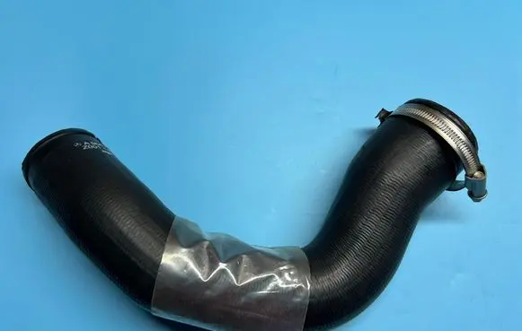 Mercedes-Benz Sprinter W906 Intercooler air guide/duct channel A9065283382