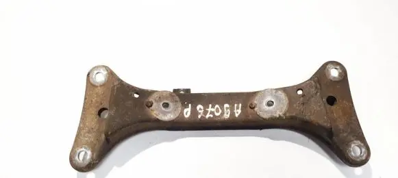 BMW 1 E81 E87 Engine mounting bracket 22316760301