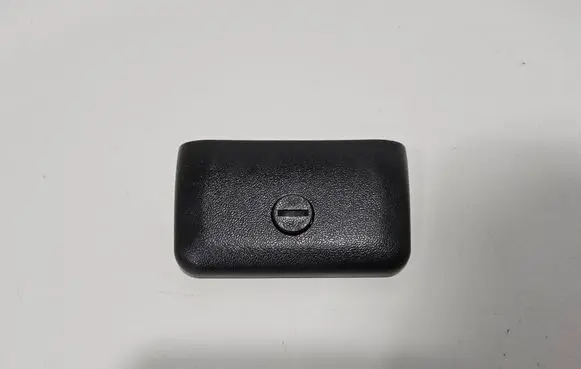 Toyota Sienna XL40 IV Floor mat clip fixing clamp 5859508110
