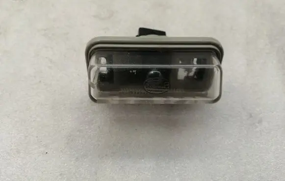 Toyota Avensis T250 Number plate light 8127005042