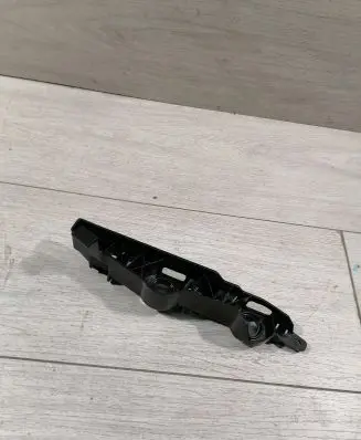 Audi A7 S7 4G Front bumper mounting bracket 4K8807283B
