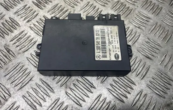 Mercedes-Benz E W211 Tow bar trailer control unit/module A1695453932 5DS00876901