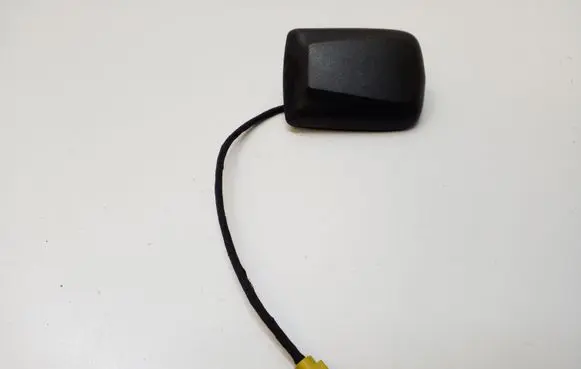 Chrysler 300C Antenna control unit 05064908AA