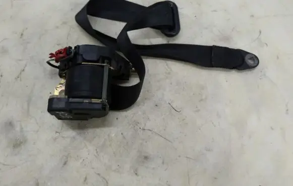 Smart ForTwo I Front seatbelt 33003480D
