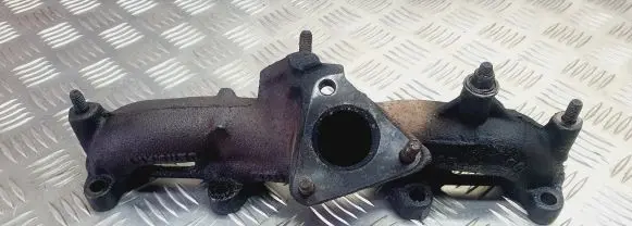 Audi A4 S4 B6 8E 8H Exhaust manifold 028253033AQ