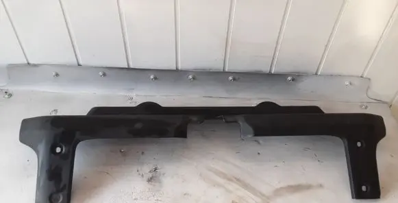 KIA Sorento Radiator trim 865853E000