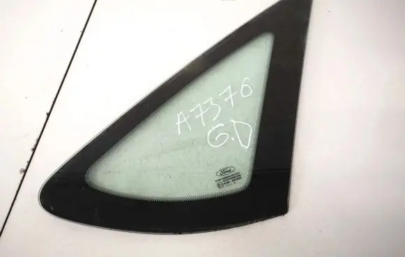 Ford Focus Rear side window
