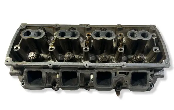 Dodge Challenger Engine head 05037369AA