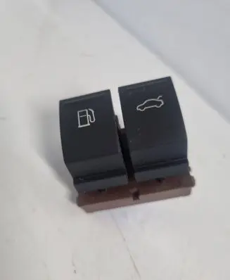 Volkswagen PASSAT B6 Fuel tank opening switch 3C0959903B