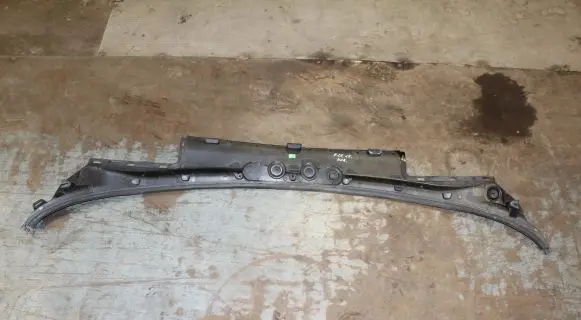 BMW X4 F26 Wiper trim 15671610 SP06410