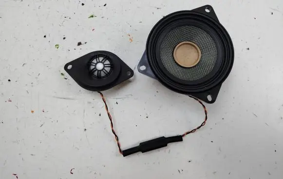 BMW X5 F15 Subwoofer speaker 18353410 6513919478302