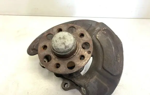 Mercedes-Benz E W212 Front wheel hub spindle knuckle 21224