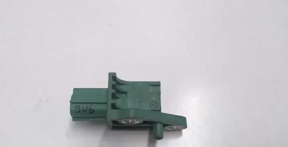 Volkswagen PASSAT B6 Airbag deployment crash/impact sensor 3C0909606