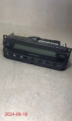 Skoda Octavia Mk1 (1U) Climate control unit