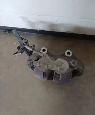 Mercedes-Benz GL X164 Front brake caliper 68052401