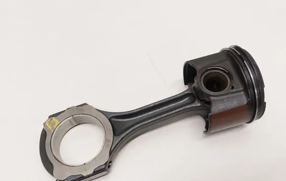 Mercedes-Benz C W206 Piston with connecting rod N543Y01C