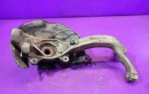 Audi A6 Allroad C6 Front wheel hub spindle knuckle