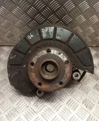 Volkswagen PASSAT B6 Front wheel hub
