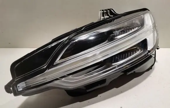 Volvo S60 Headlight/headlamp 32273021 1EX2385