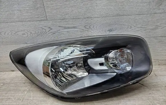 KIA Picanto Headlight/headlamp 921021Y0
