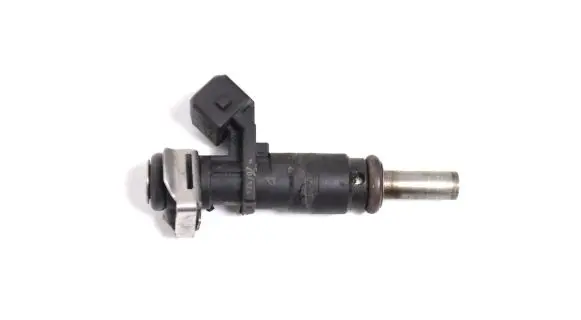 BMW 5 E60 E61 Fuel injector 7531634