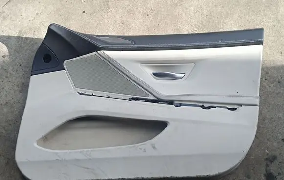 BMW 6 F06 Gran coupe Front door card panel trim 105083581 105083581C