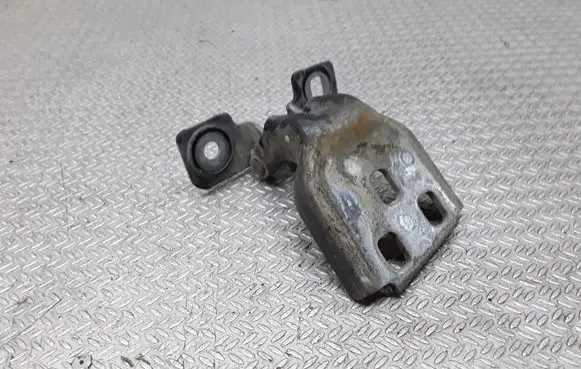 Jeep Grand Cherokee (WJ) Front door lower hinge 