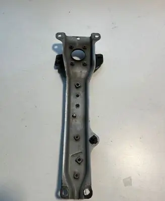 Radiator support slam panel bracket