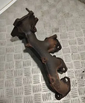 Nissan Pathfinder R50 Exhaust manifold 2W6