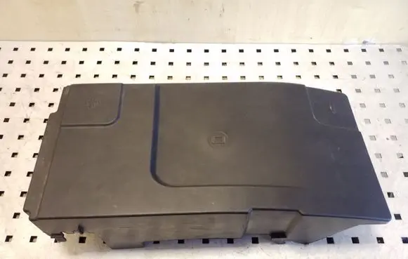 Opel Insignia A Battery box tray cover/lid 13330946
