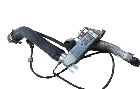 BMW 1 F40 EGR valve cooler 8576809 21871G01R