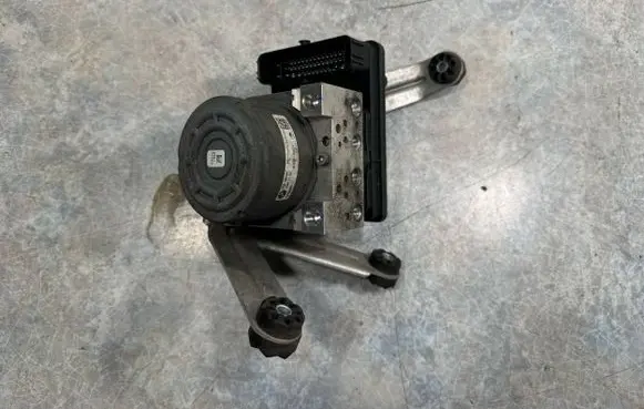 BMW i3 ABS Pump 6872314 7916190 34517916190