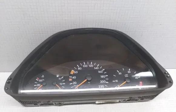 Mercedes-Benz E W210 Speedometer (instrument cluster) 21054015248 87001345 88311266