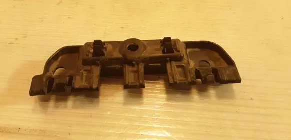 Audi A7 S7 4G Fender mounting bracket 4G8853921A